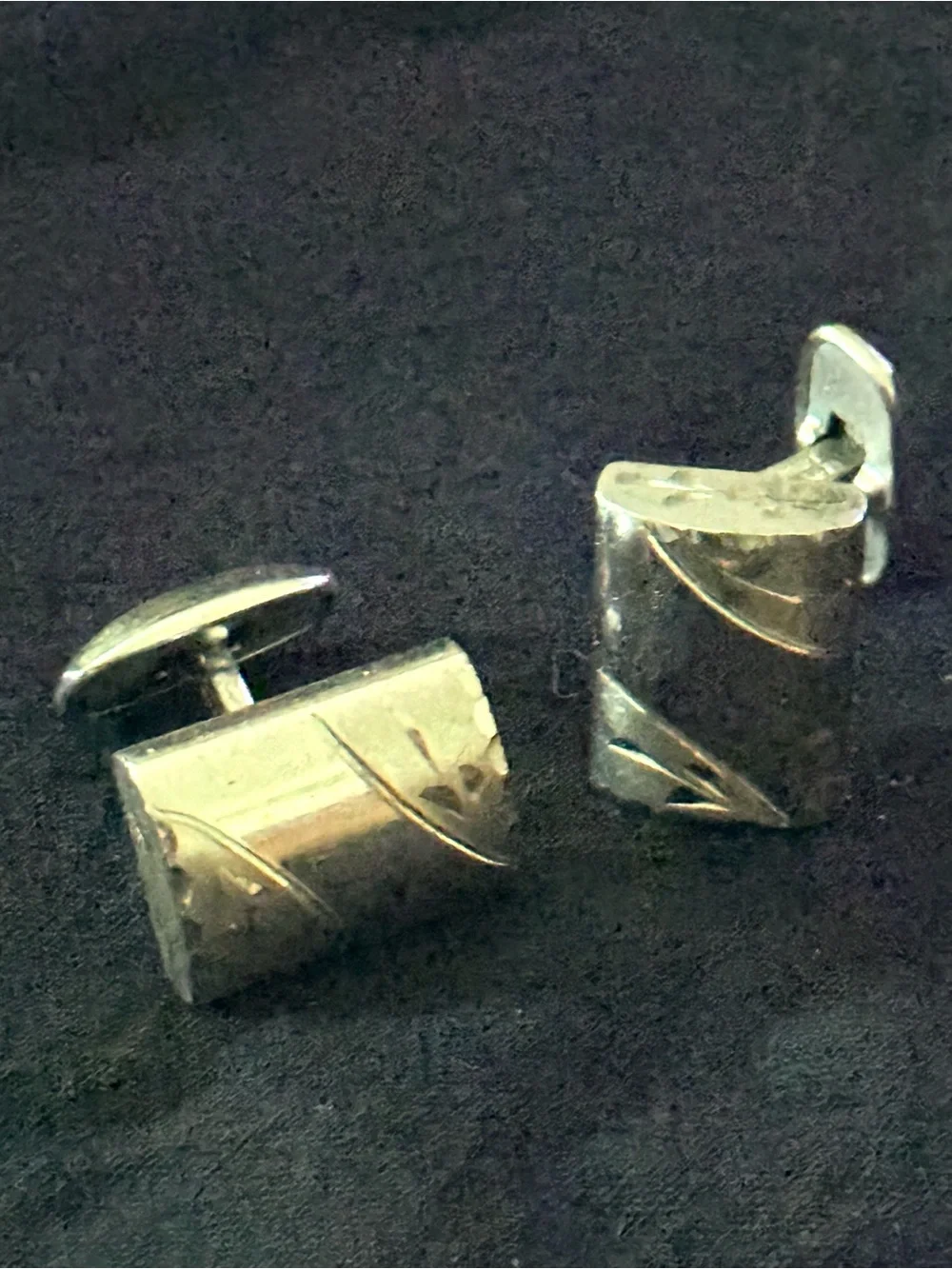 Vintage Silver-Tone Men's Cufflinks with Leaf Engrave